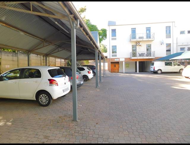125M² OFFICE TO LET IN BORDEAUX